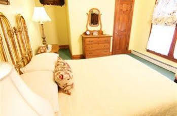 The Washington Irving Inn Tannersville Exteriör bild