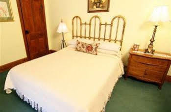The Washington Irving Inn Tannersville Exteriör bild