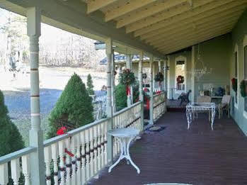 The Washington Irving Inn Tannersville Exteriör bild